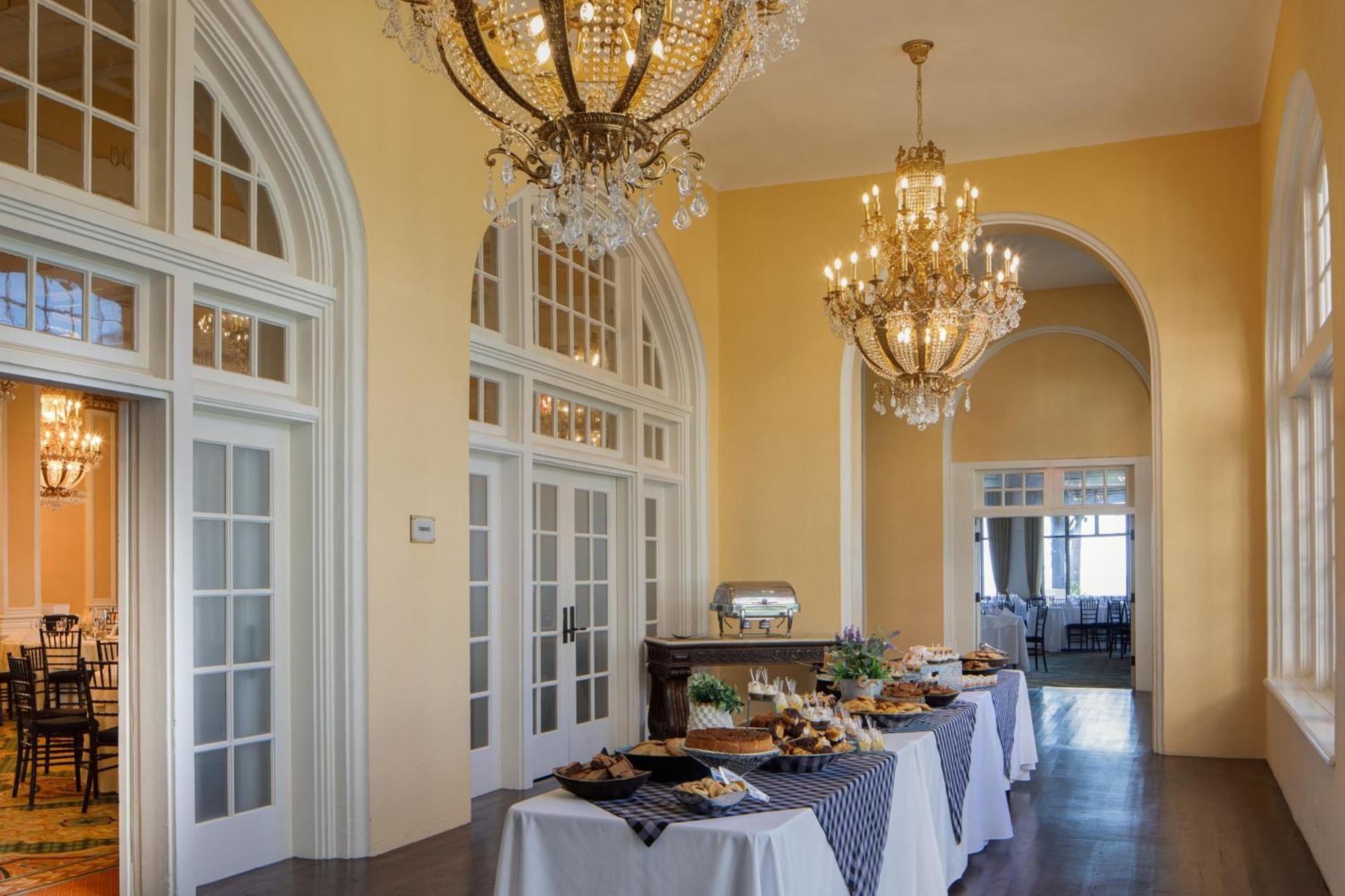 Grand Galvez Resort, Autograph Collection Галвестън Екстериор снимка